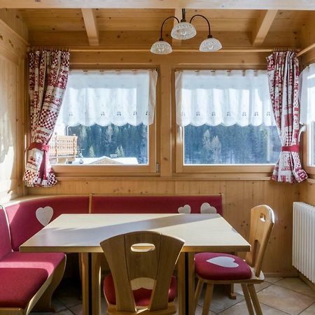 Lovely House In The Dolomites Mazzin Exterior foto